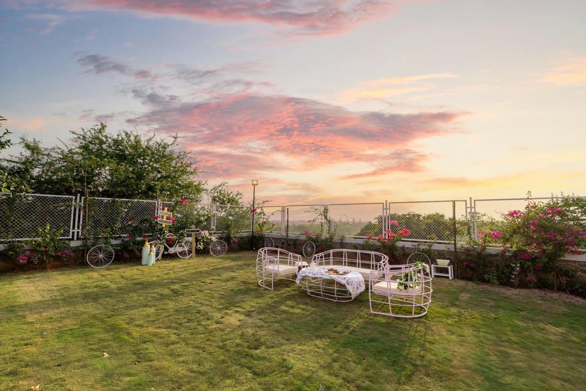 Ekostay Luxe - Casa Noah - Paddle Court & Sunset Point Lonavala Exterior photo